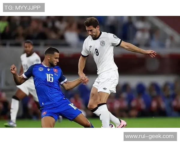 德国足球队历代巨星回顾 从贝肯鲍尔到诺伊尔的传奇征程